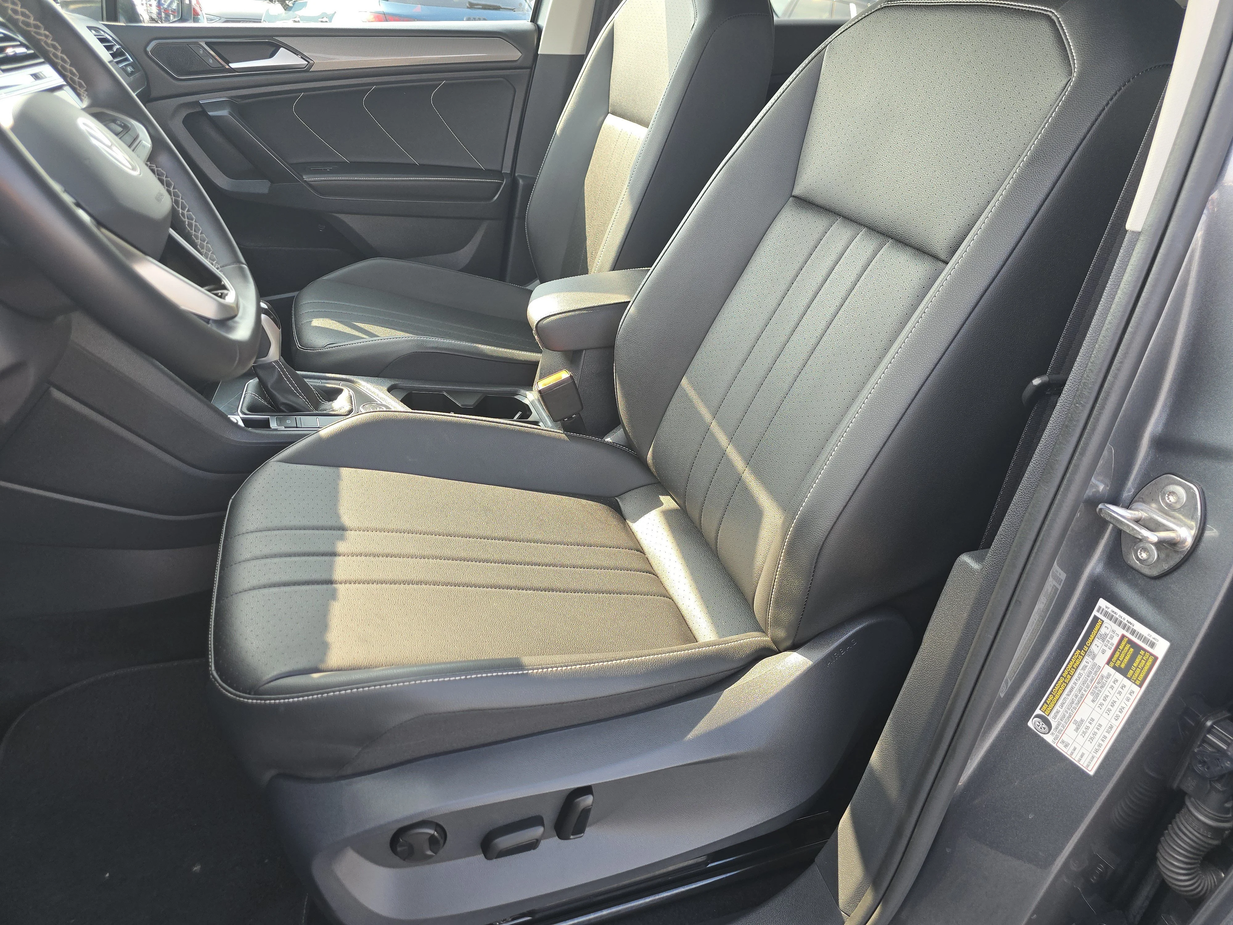 Certified Used 2023 Platinum Gray Metallic Volkswagen SE image 20