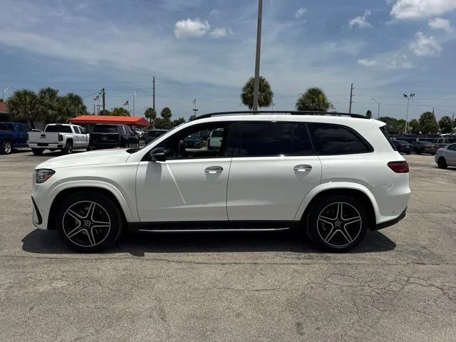 Used 2024  Mercedes-Benz GLS 450 image 6