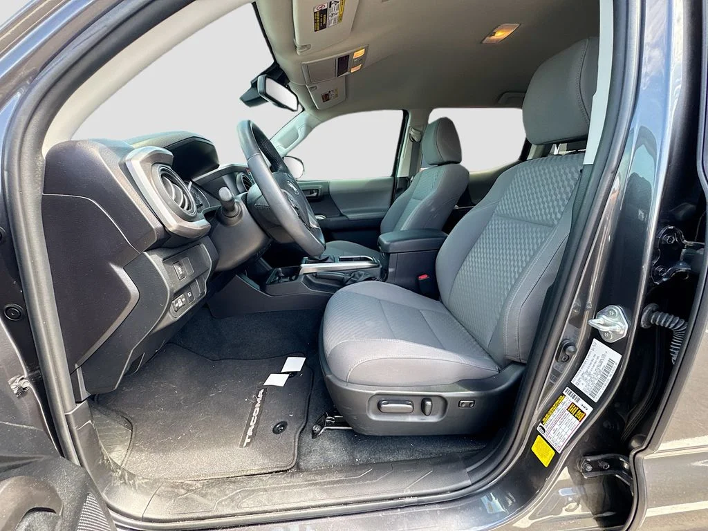 Used 2023 Gray Toyota SR5 image 5