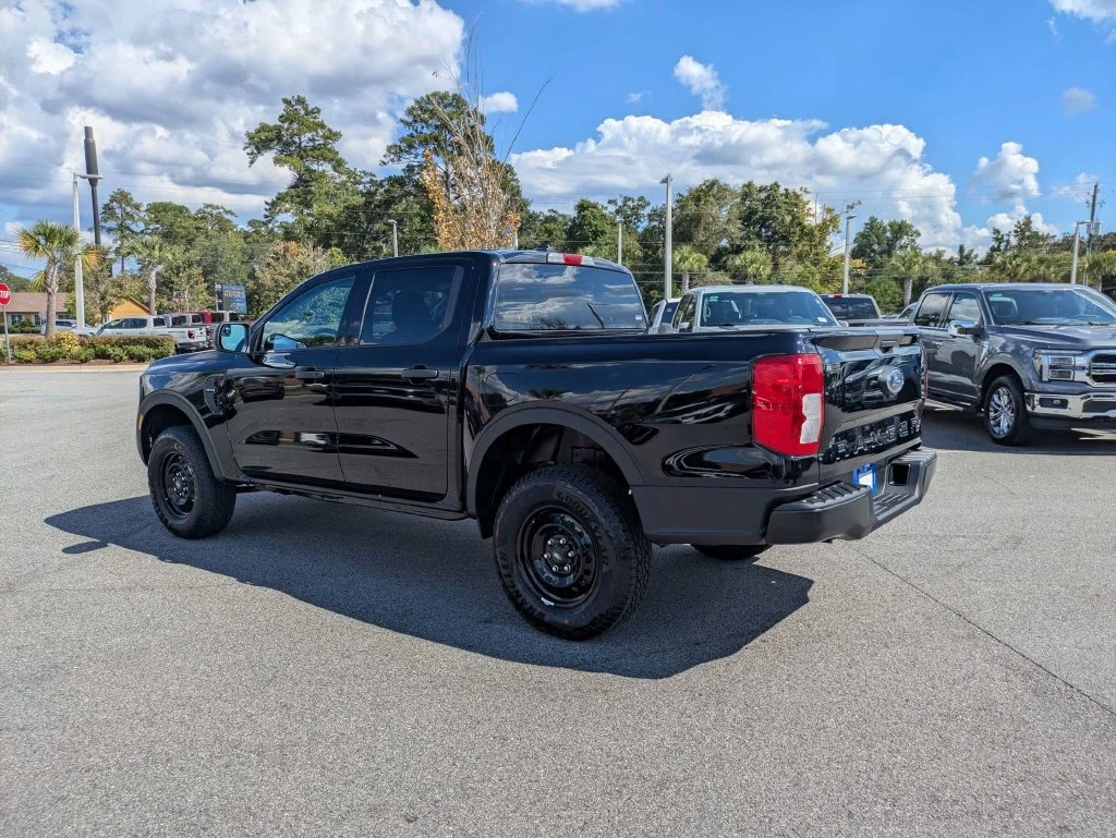 New 2026 Shadow Black Ford XL image 6