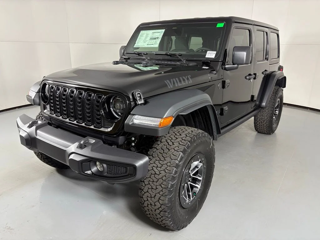 New 2026 Gray Jeep Rubicon image 4