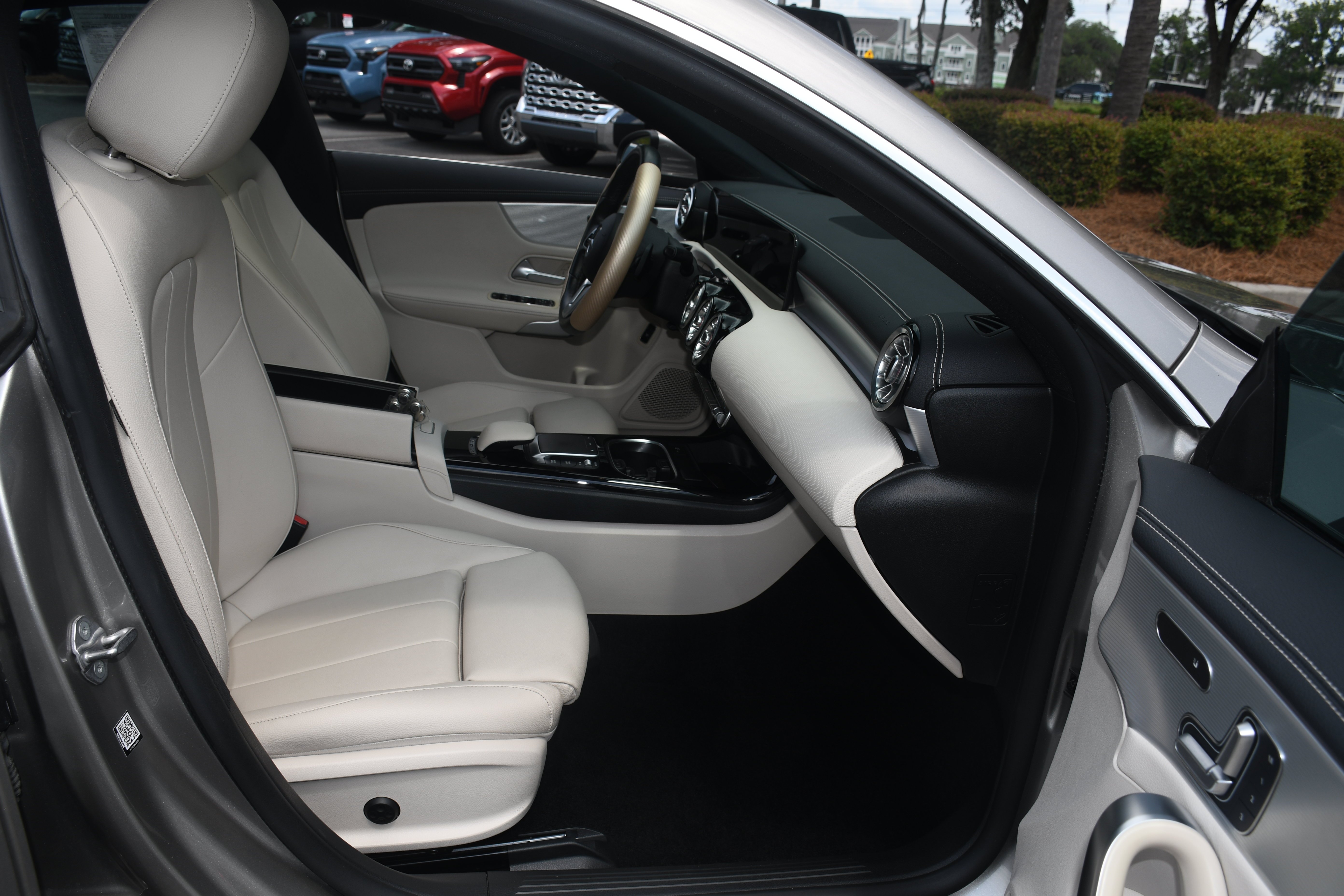 Used 2021 Silver Mercedes-Benz CLA 250 image 21