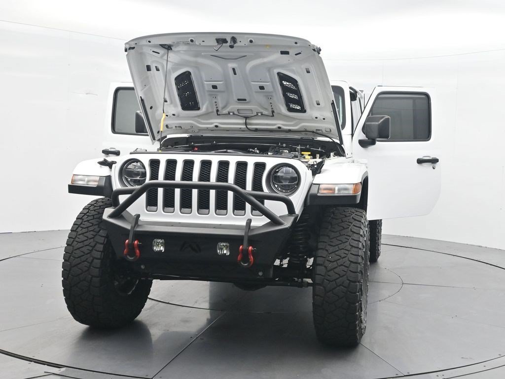Used 2020 Bright White Clearcoat Jeep Rubicon image 37