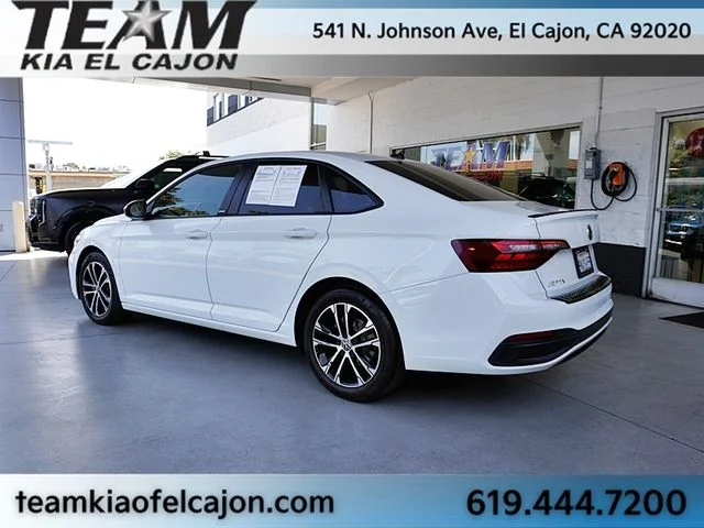 Used 2024 White Volkswagen 1.5T Sport image 7