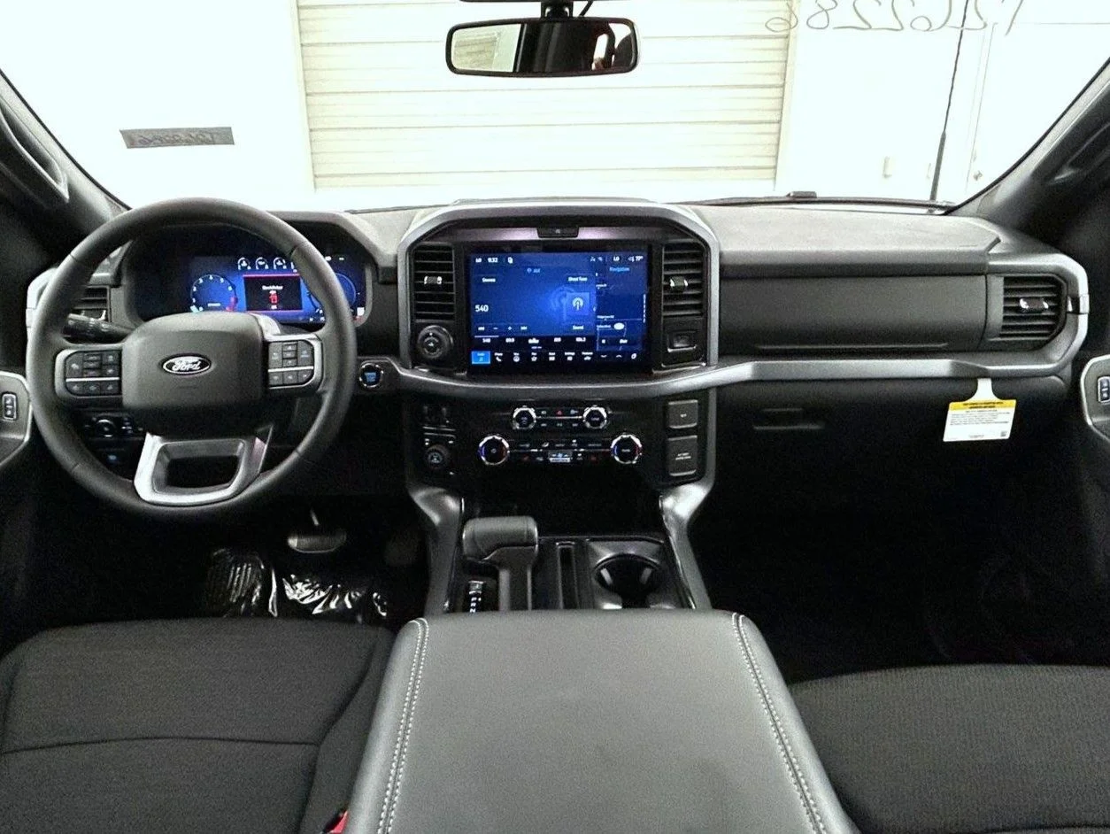 New 2026 Blue Ford XLT image 13