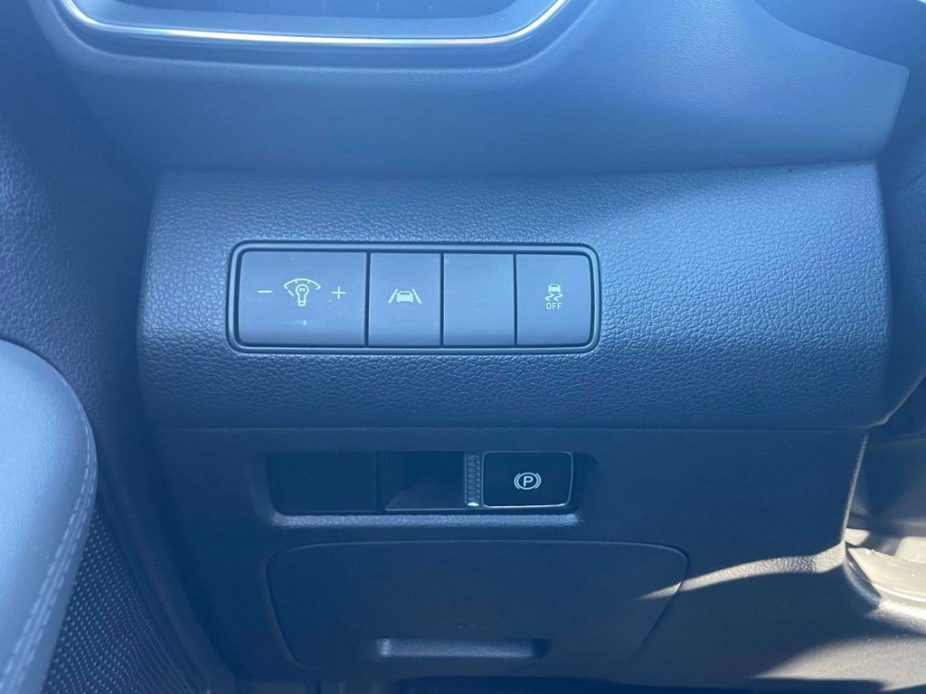 2023 Hyundai Santa Fe SE - Photo 18
