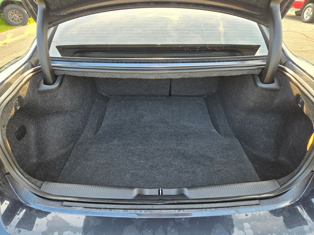 Used 2016 Gray Dodge SE image 26