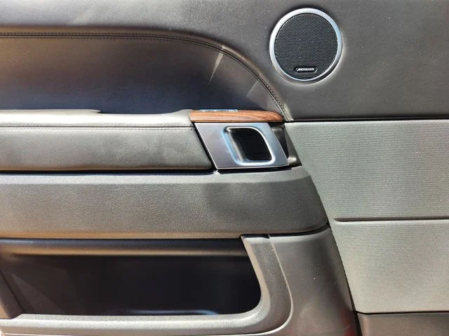 Used 2022 Red Land Rover HSE Silver Edition image 22
