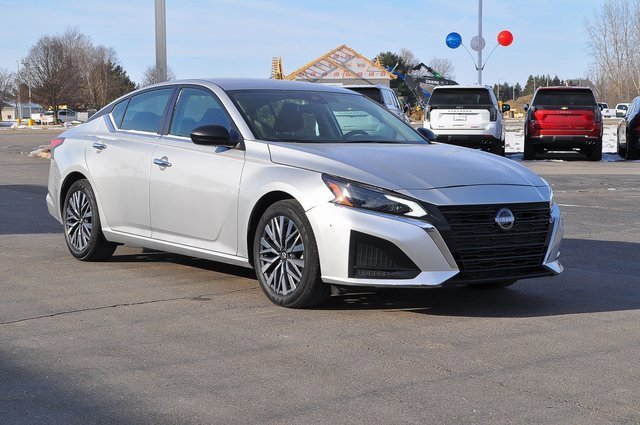 2024 Nissan Altima SV