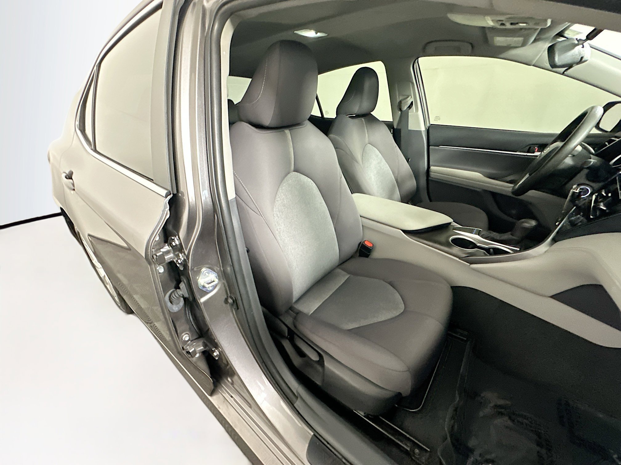 Used 2023 Predawn Gray Mica Toyota LE image 27