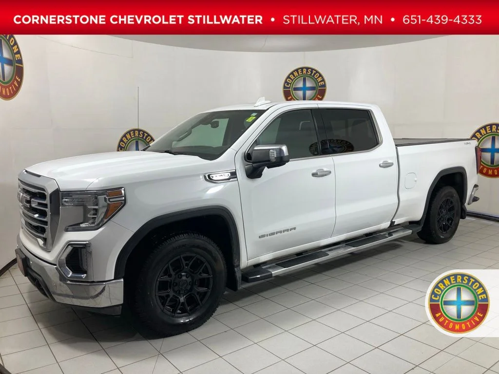 Used 2019 White GMC SLT image 1