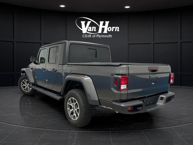 New 2026 Granite Crystal Metallic Clear-Coat Exterior Paint Jeep Sport S image 5