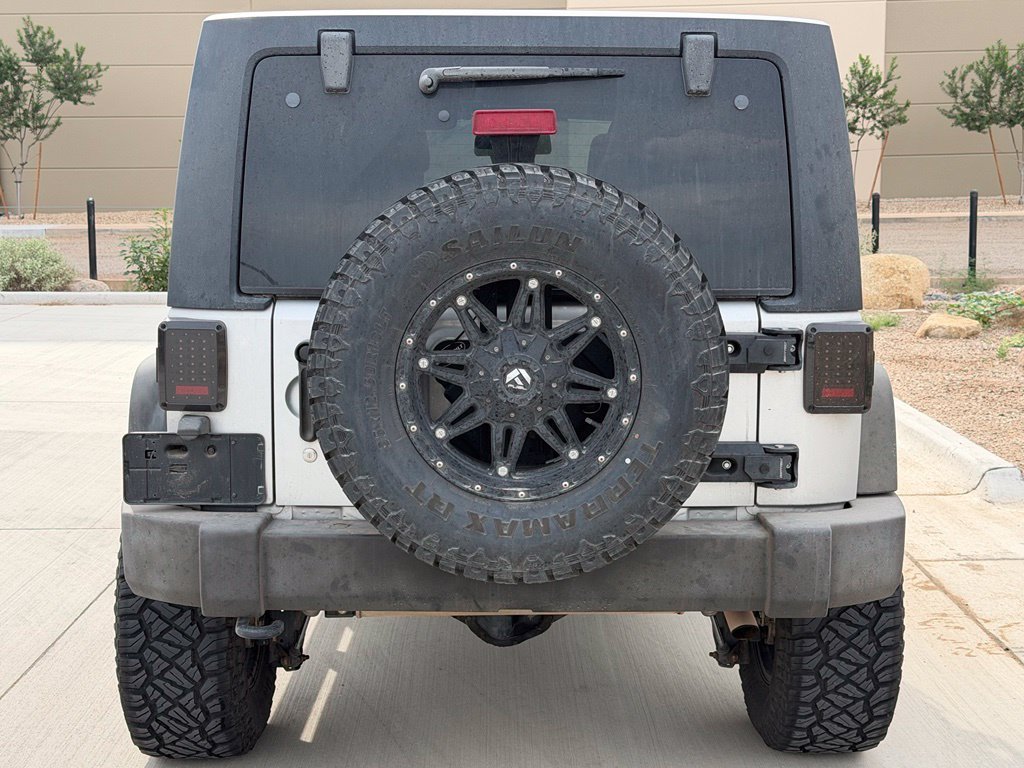 Used 2012 Silver Jeep Unlimited Sport S image 13