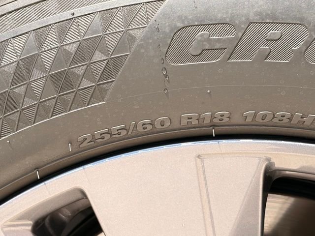 Used 2023 Gray Nissan S image 8