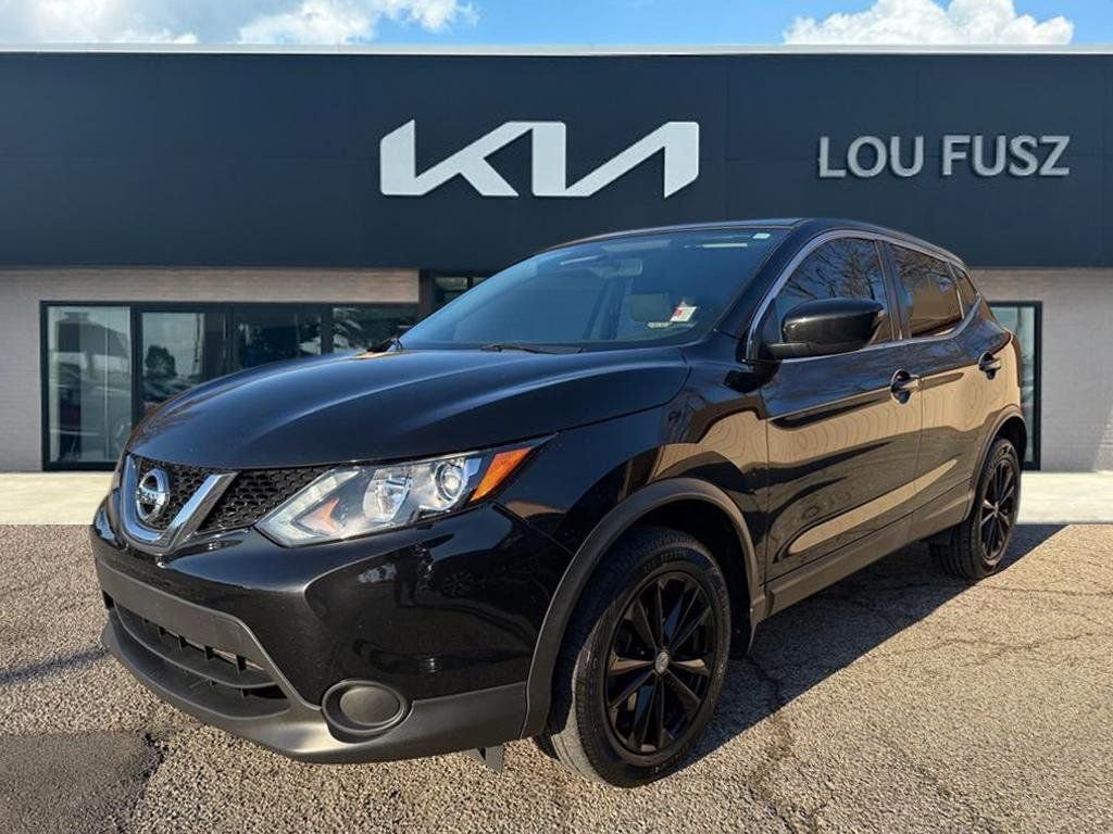 2017 Nissan Rogue Sport S