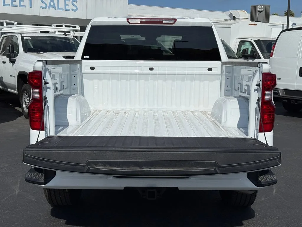 2026 Chevrolet Silverado 1500 Custom - Photo 8