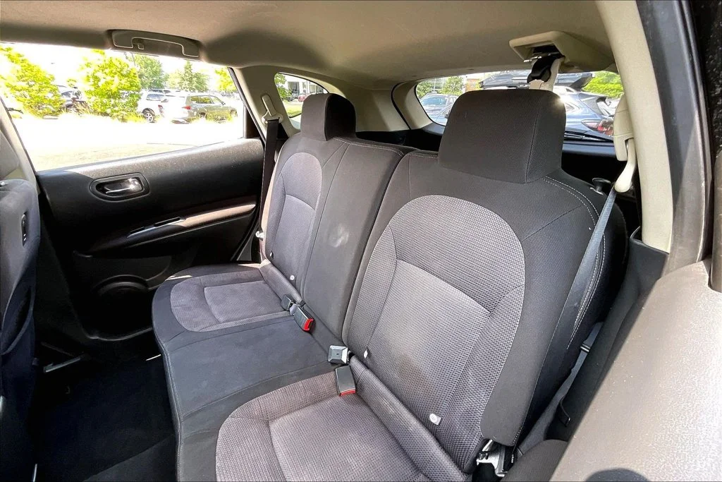 Used 2013 Black Nissan SV image 30
