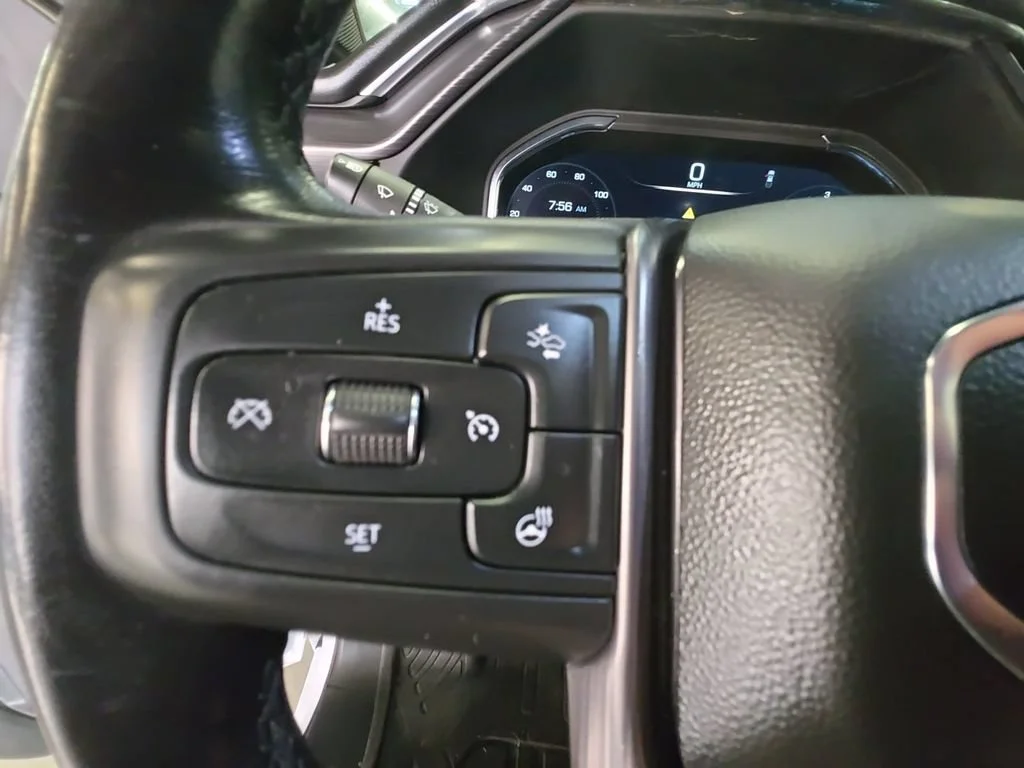 Used 2025 White Frost Tricoat GMC Denali Ultimate image 20