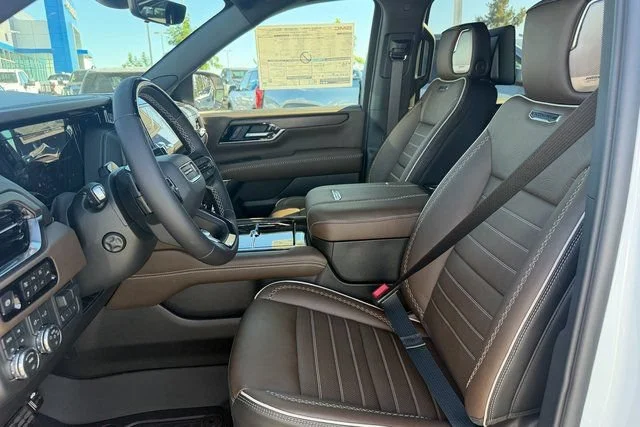 New 2026 Glacier White Tricoat GMC Denali Ultimate image 11