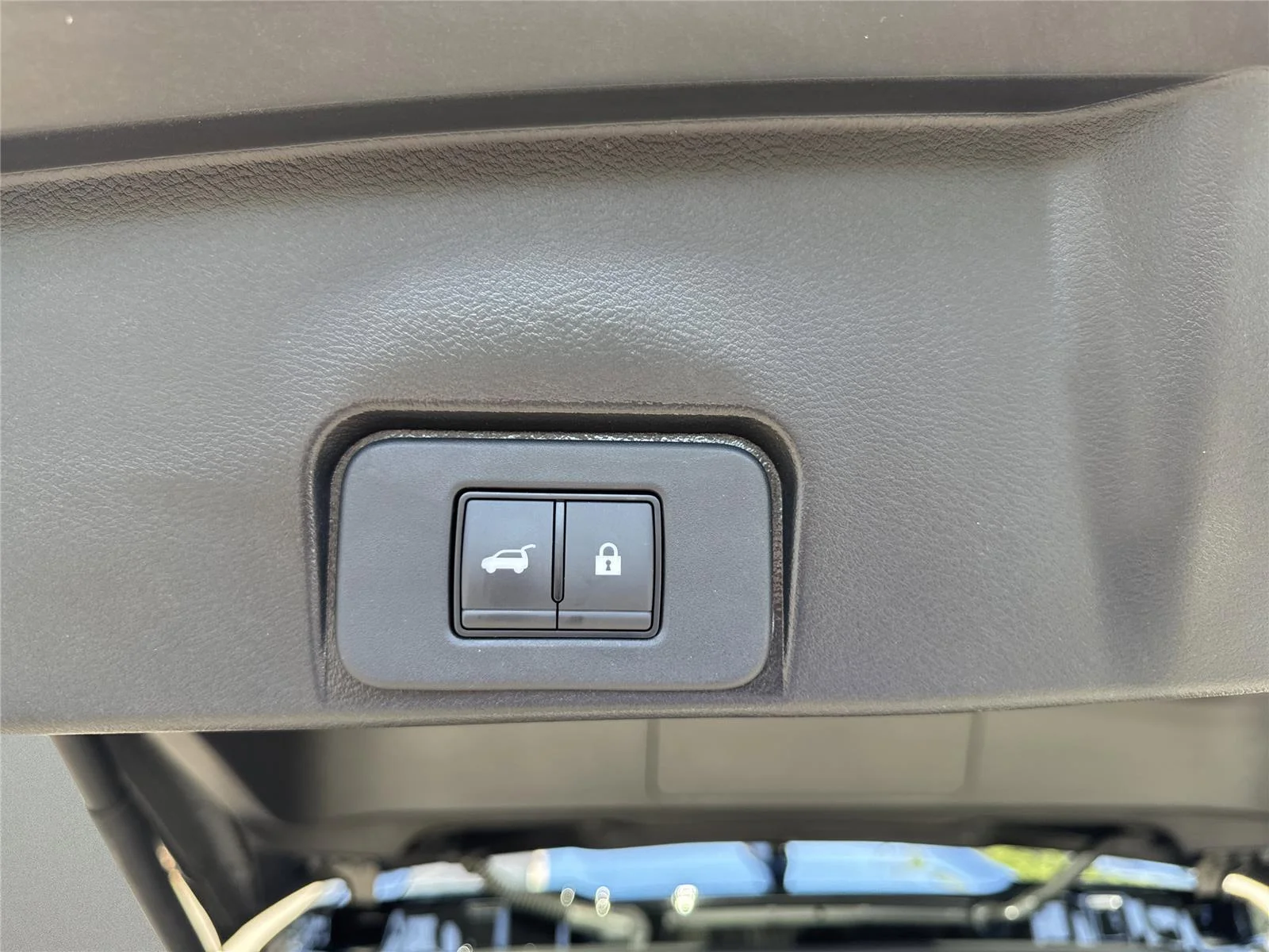 Used 2023 Super Black Nissan SL image 34