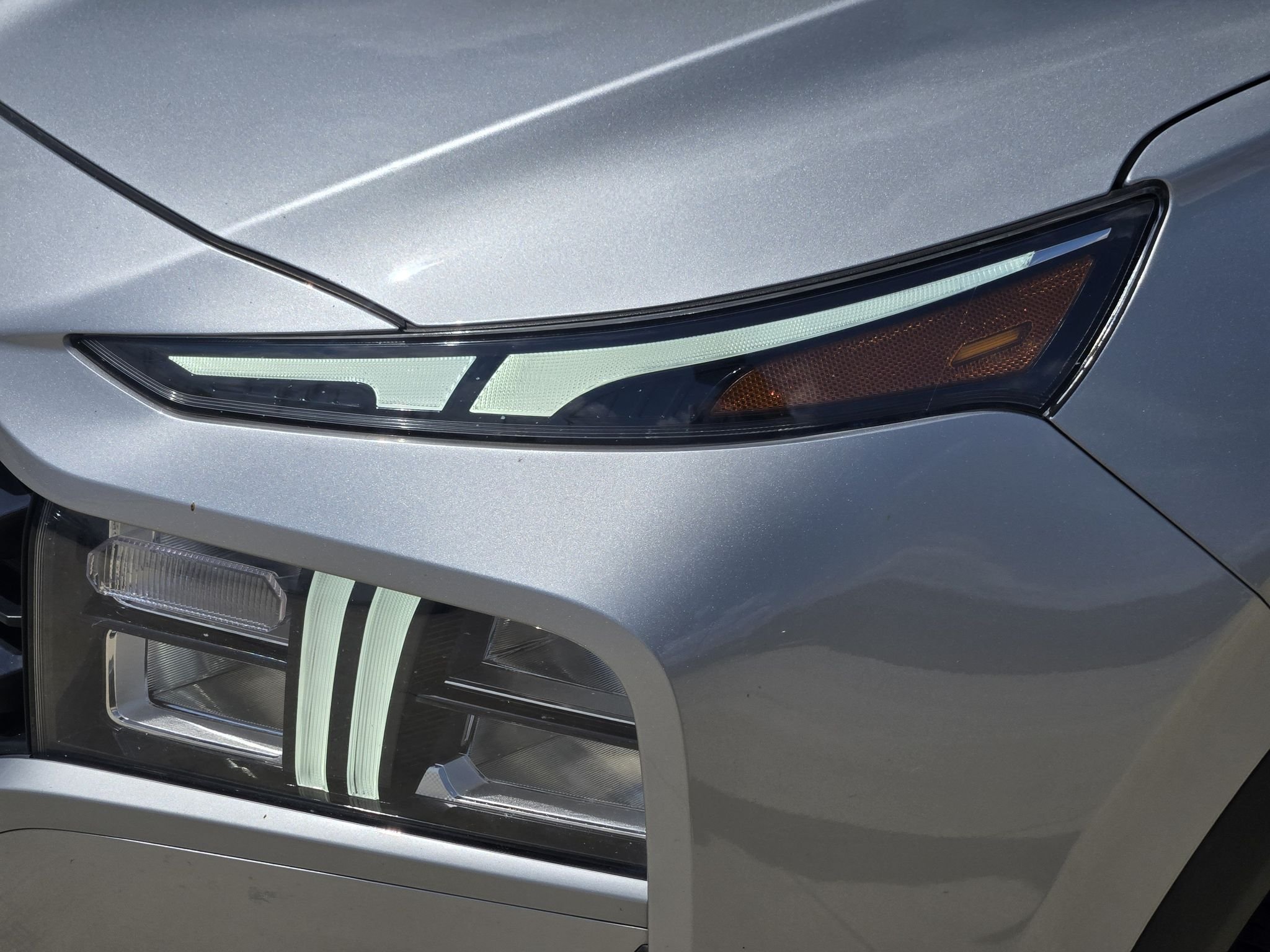 Used 2023 Shimmering Silver Hyundai SEL image 10