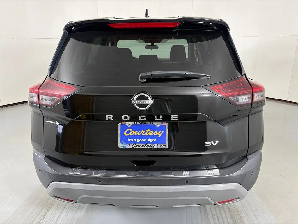 Used 2023 Black Nissan SV image 7
