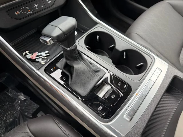 New 2026 White Kia EX image 15