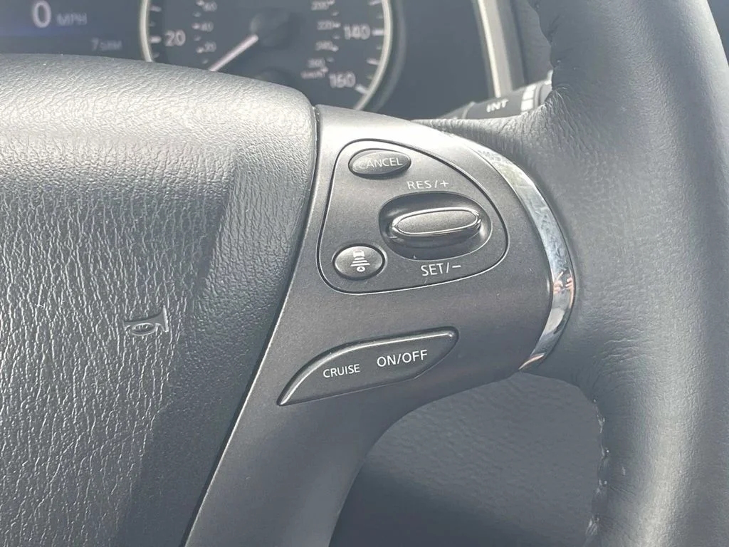 Used 2019 Blue Nissan Platinum image 25