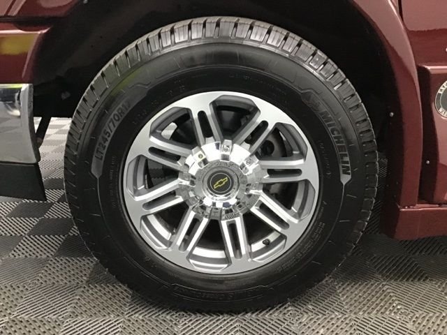 Used 2023 Red Chevrolet Explorer Limited SE image 15