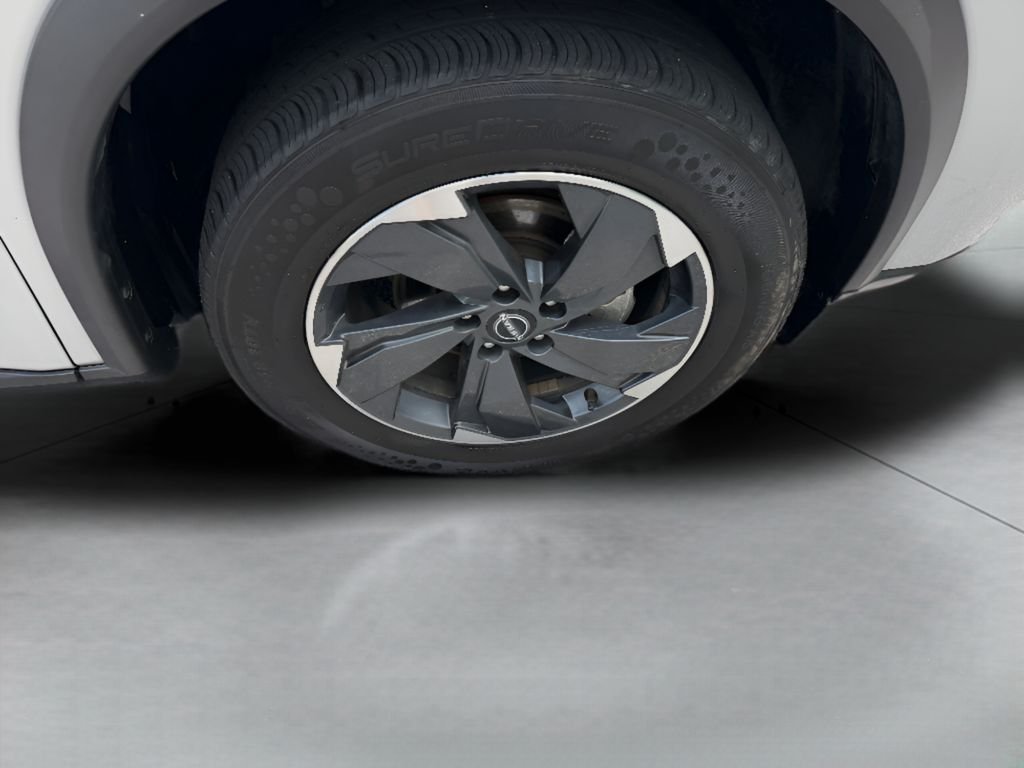 2024 Nissan Rogue SV - Photo 38