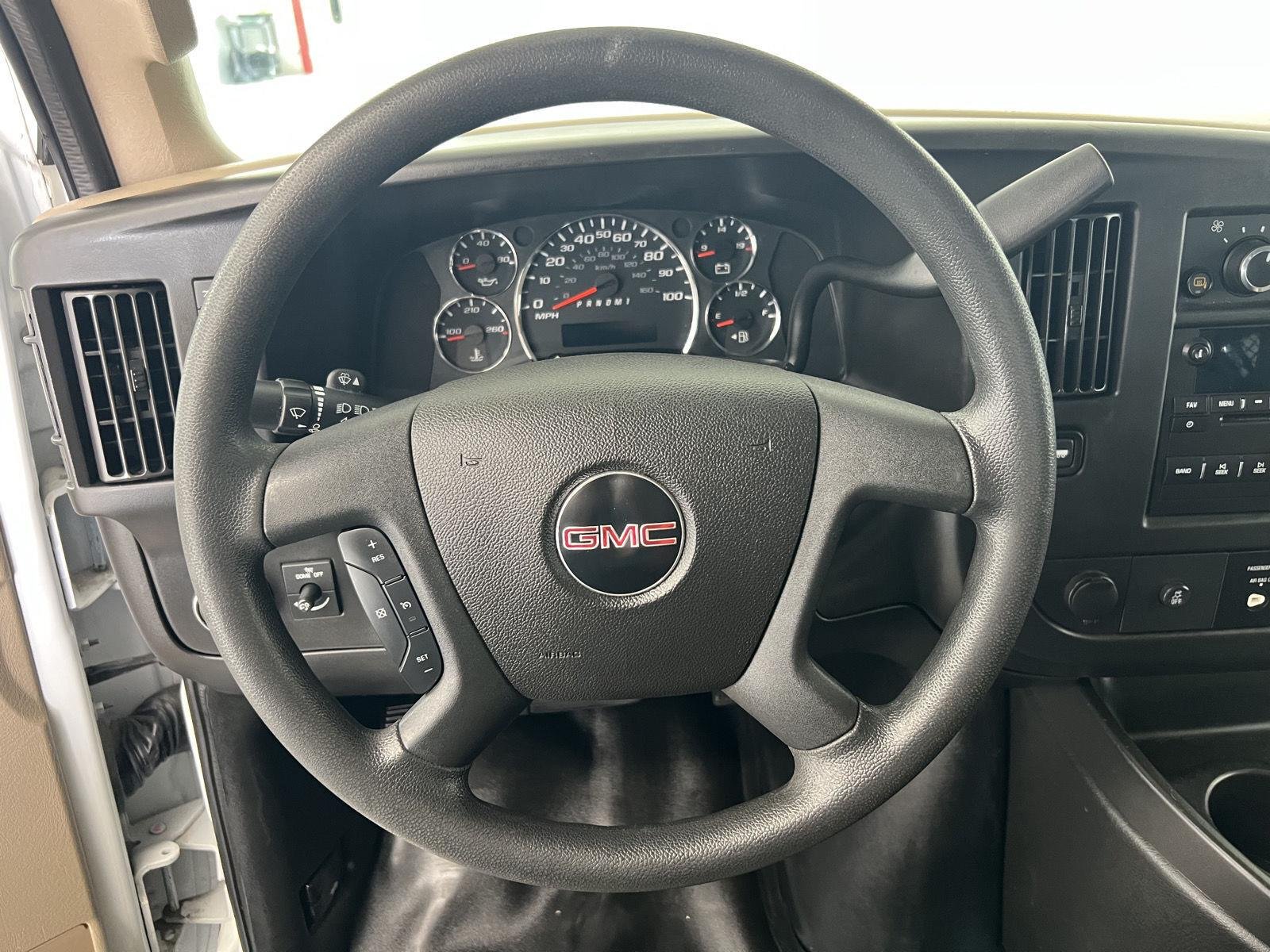 Used 2018 Summit White GMC Work Van image 15