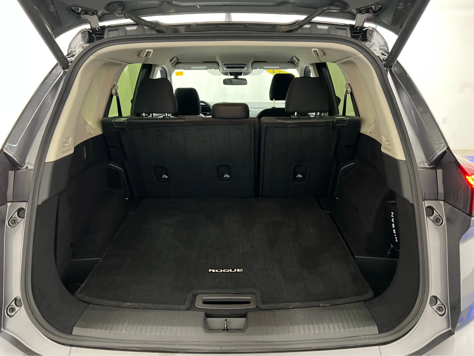 Used 2024 Gun Metallic Nissan SV image 13