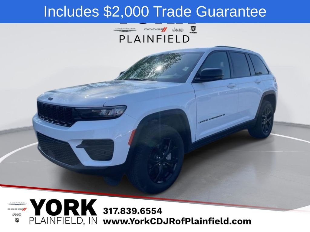 Used 2024 White Jeep Altitude image 1