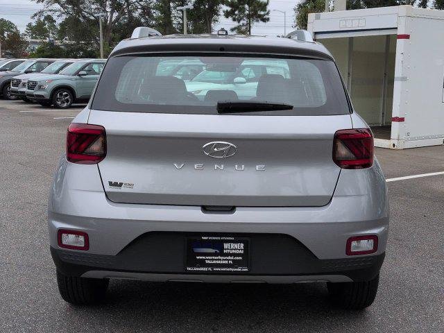 New 2026 Silver Hyundai SEL image 6