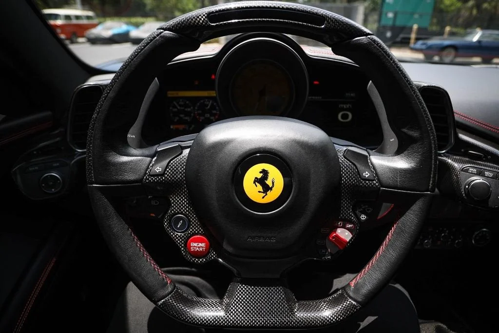 Certified Used 2011 Nero Daytona Ferrari Base image 27