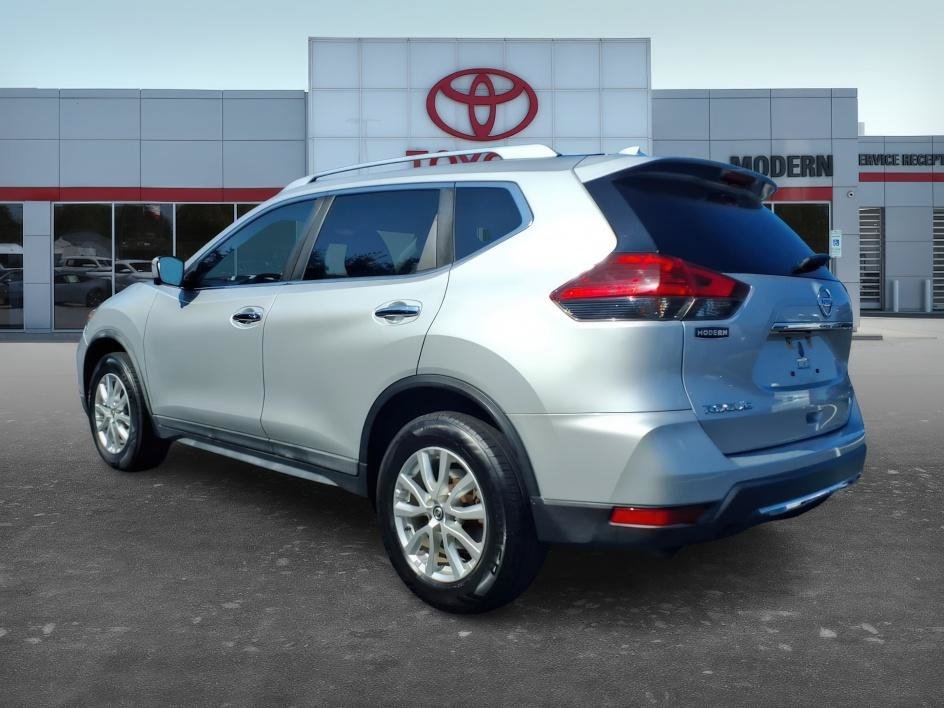 Used 2017 Brilliant Silver Nissan SV image 3