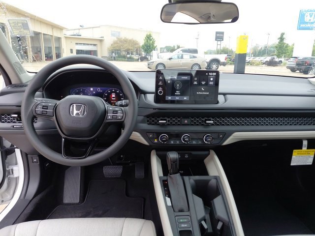 New 2026 Platinum White Pearl Honda SE image 26