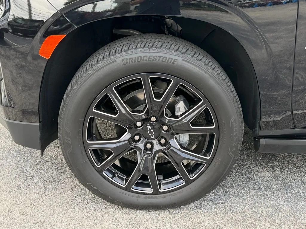 Used 2024 Black Chevrolet Premier image 18