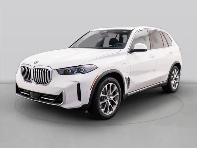 2026 BMW X5 xDrive50e's photo