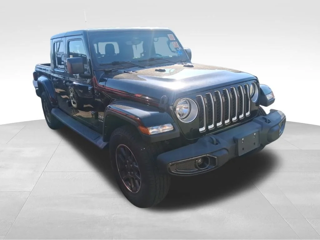 Used 2021 Black Jeep Overland image 4