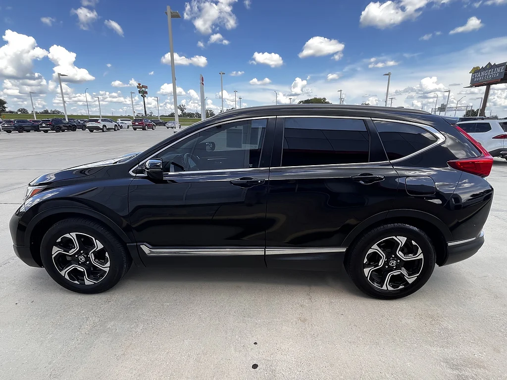 Used 2019 Crystal Black Pearl Honda Touring image 6