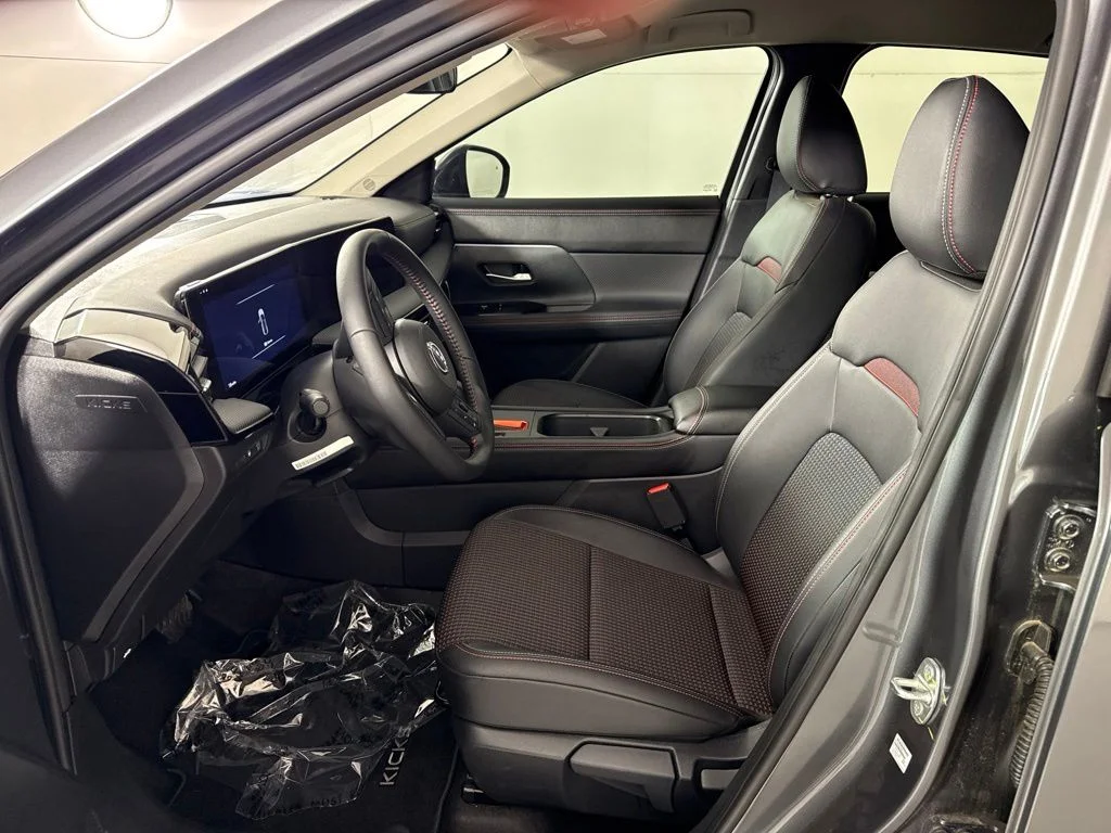 2026 Nissan KICKS SR - Photo 25