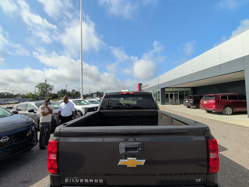 Used 2014 Gray Chevrolet LT image 6