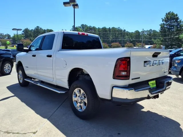 Used 2026 White Ram Big Horn image 4