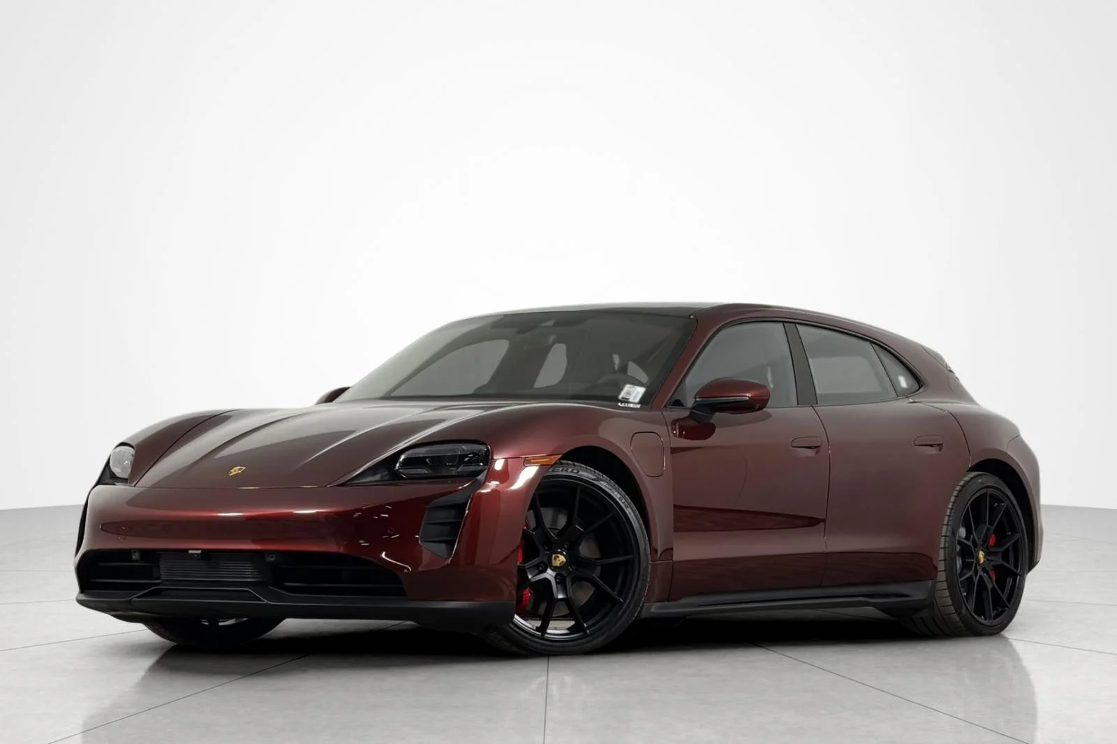 2023 Porsche Taycan GTS Sport Turismo's photo