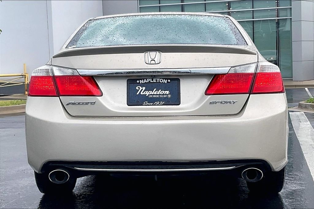 Used 2013 Beige Honda Sport image 3