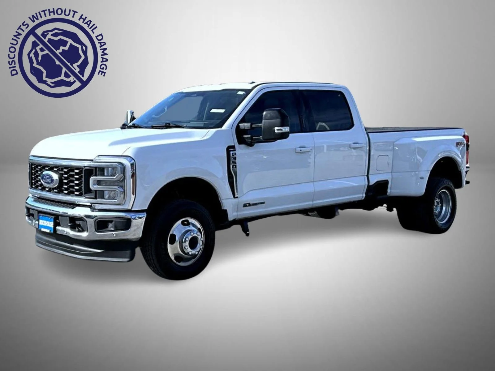 Used 2024 White Ford Lariat image 1