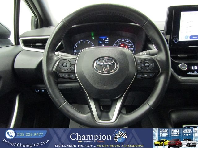 Used 2024  Toyota SE image 25