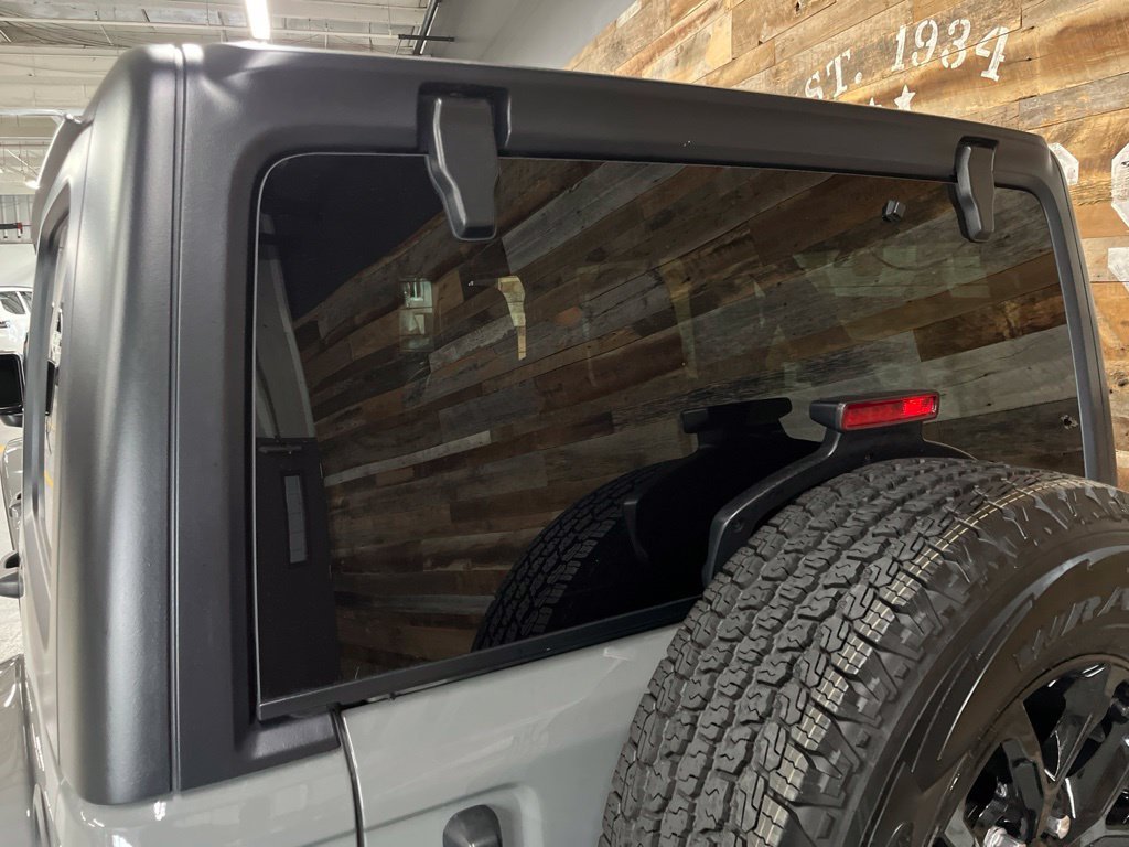 Used 2023 Gray Clearcoat Jeep Freedom Edition image 21