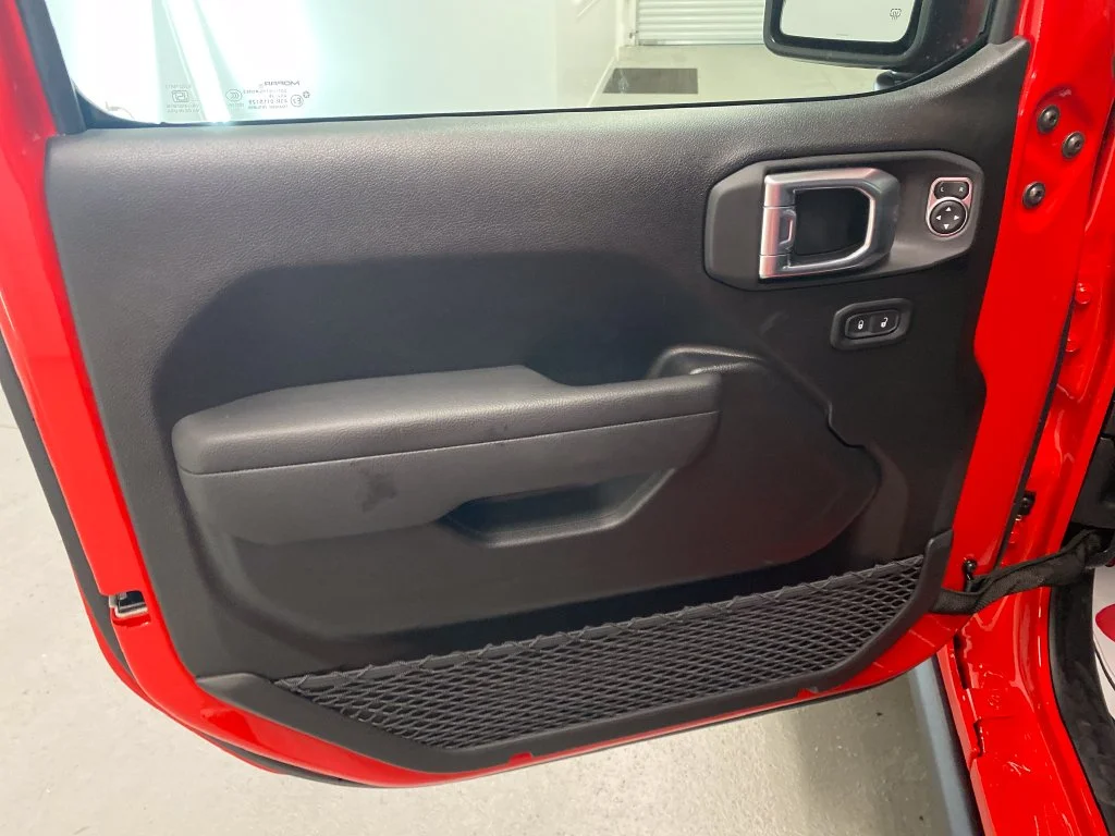 New 2027 Firecracker Red Clear-Coat Exterior Paint Jeep Sport image 8
